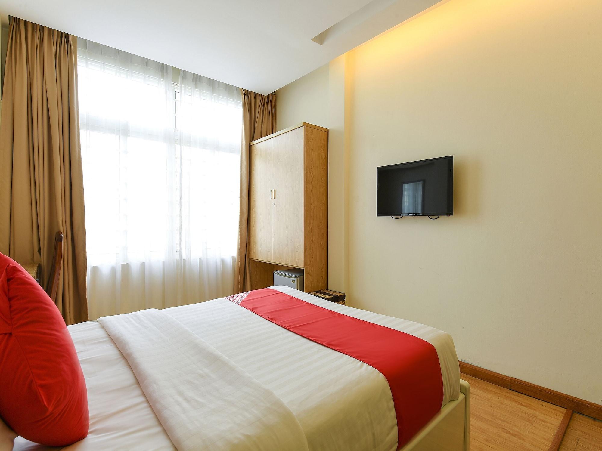 Oyo 210 Saki Hotel Hanoi Exterior photo